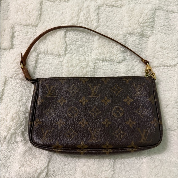 Louis Vuitton Handbags - Louis Vuitton Pochette Accessory Pouch Brown Leather